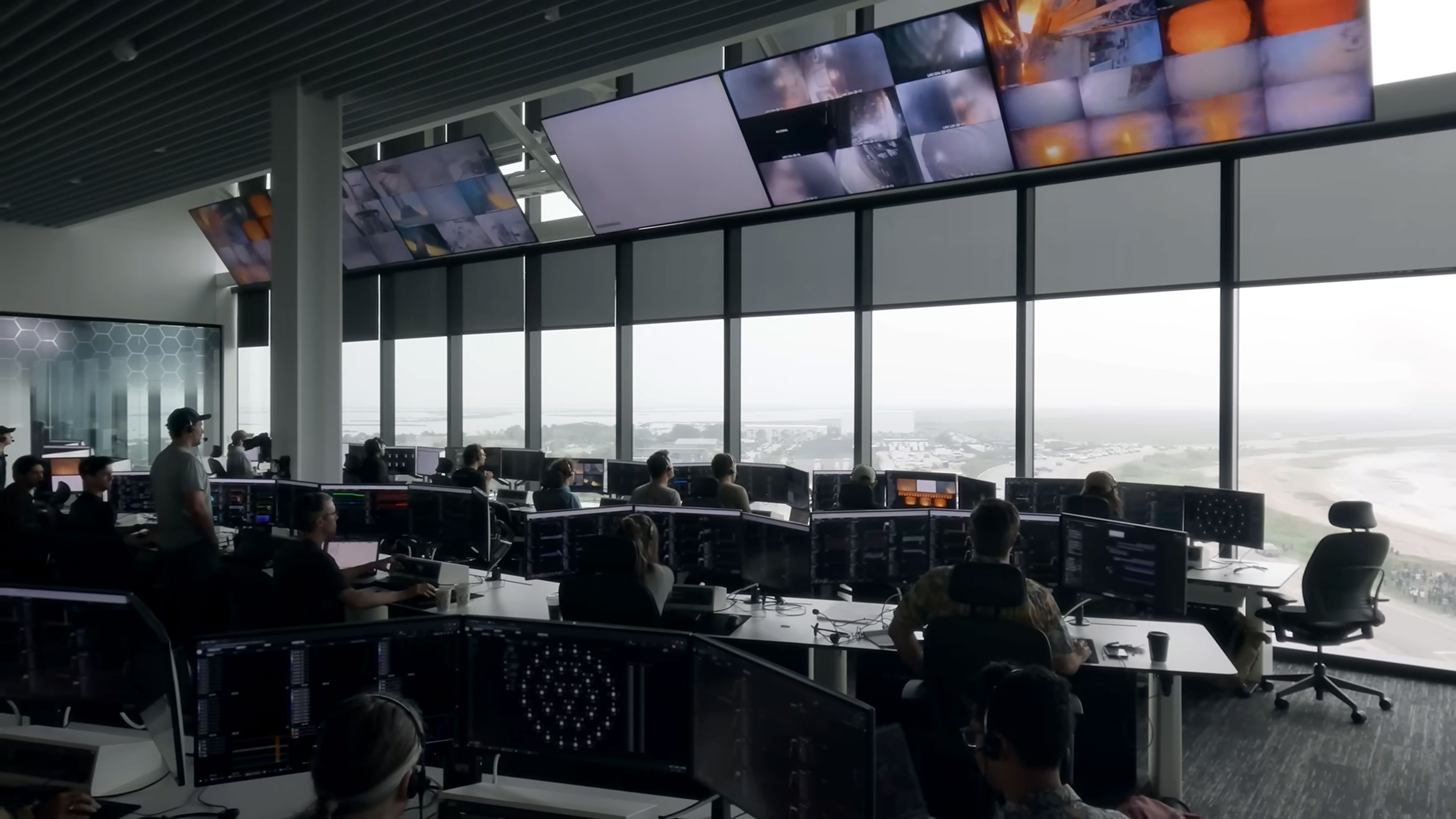 SpaceX - Starship Ops Displays UI/UX